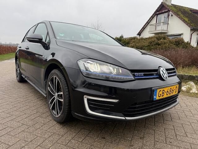 Occasion VW Golf VII GTE 150 PK (110 kW) 2015 Zwart Hatchback