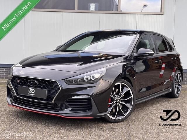 Zwart Occasion 2019 Hyundai i30 Hatchback | € 22.850 (Goede deal) - Afbeelding 1/4