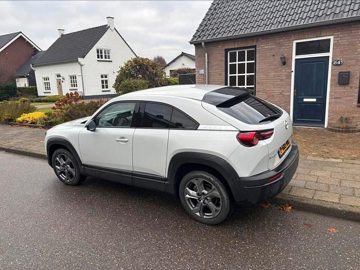 Gebruikt 2021 Mazda MX30 SUV | € 13.900 - Afbeelding 1/4