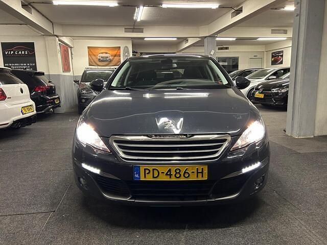 Occasion Peugeot 308 110 PK (80 kW) 2017 Grijs Hatchback