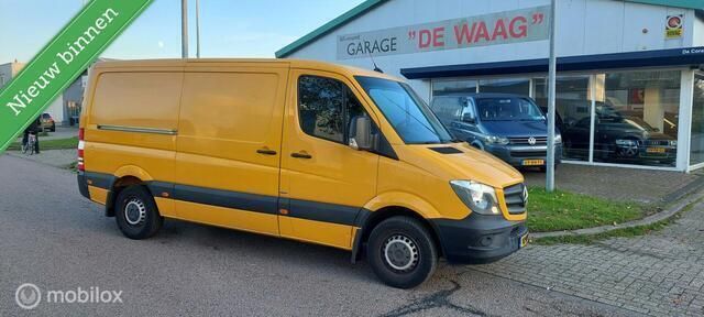 Geel Gebruikt 2016 Mercedes Sprinter Van | € 9.850 - Afbeelding 1/4