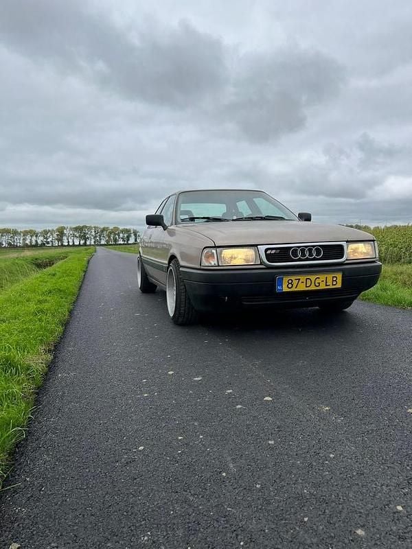 Gebruikt 1987 Audi 80 | € 3.750 - Afbeelding 1/4
