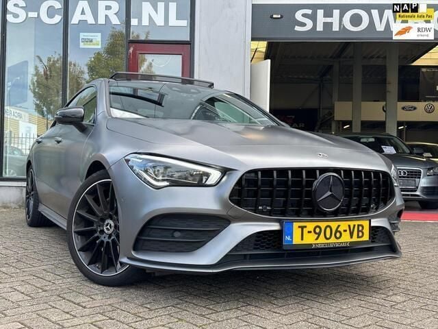 Grijs Gebruikt 2021 Mercedes CLA250 AMG Sedan | € 46.950 - Afbeelding 1/4