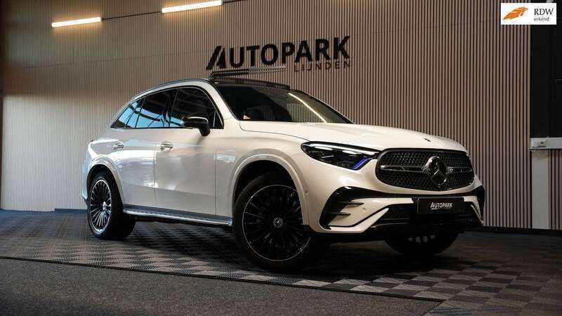 Wit Gebruikt 2023 Mercedes GLC400d AMG line SUV | € 69.950 (Super prijs) - Afbeelding 1/4