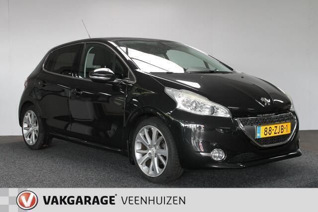 Zwart Gebruikt 2012 Peugeot 208 Allure Hatchback | € 5.950 (Eerlijke prijs) - Afbeelding 1/4