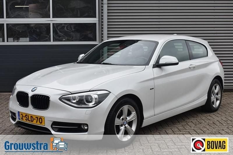 Wit Gebruikt 2013 BMW 114 Efficient Dynamics Hatchback | € 10.440 (Eerlijke prijs) - Afbeelding 1/4