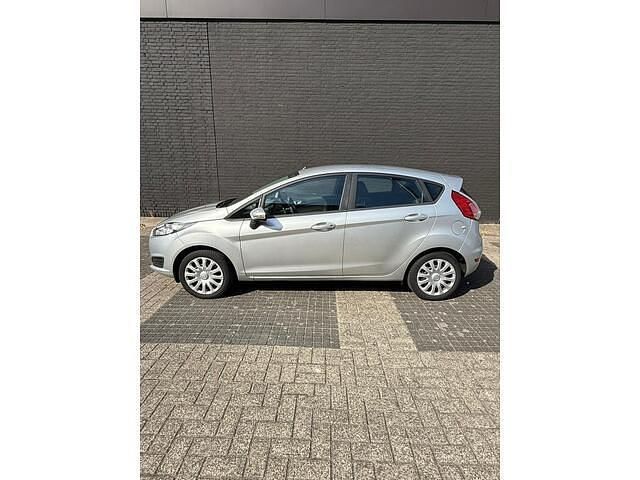 Occasion Ford Fiesta 65 PK (47 kW) 2015 Grijs Hatchback