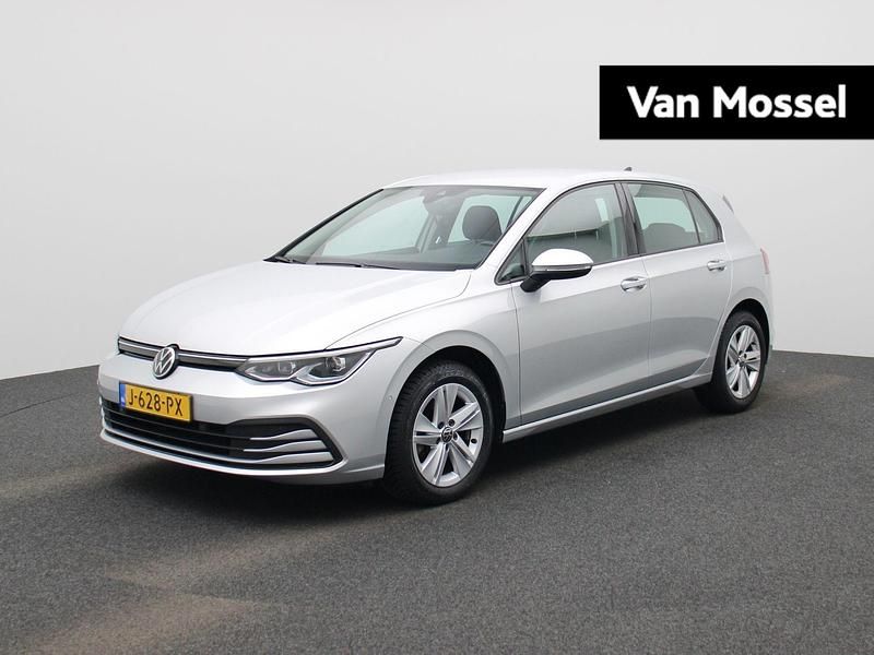 Grijs Occasion 2020 VW Golf VIII Business Hatchback | € 17.900 (Eerlijke prijs) - Afbeelding 1/4