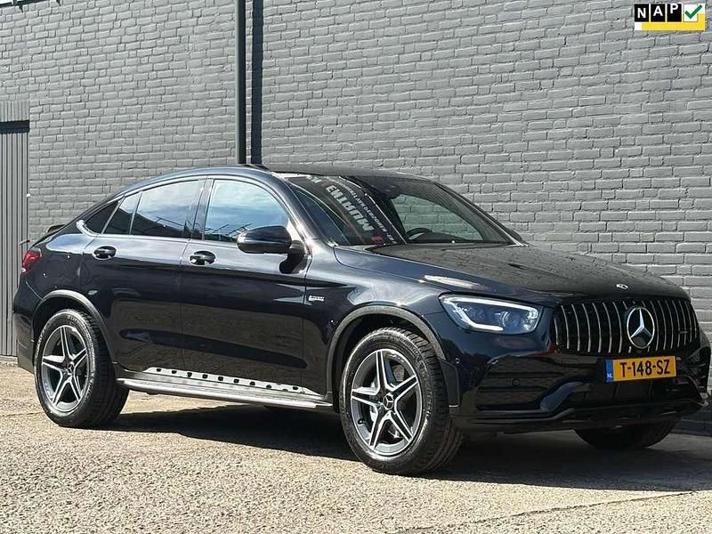 Zwart Gebruikt 2019 Mercedes GLC43 AMG Premium Plus Coupé | € 59.999 (Goede deal) - Afbeelding 1/4