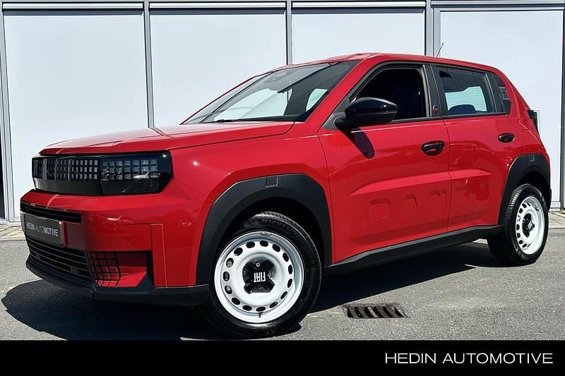 Rood Nieuw 2025 Fiat Grande Panda Red Hatchback | € 26.040 (Eerlijke prijs) - Afbeelding 1/4