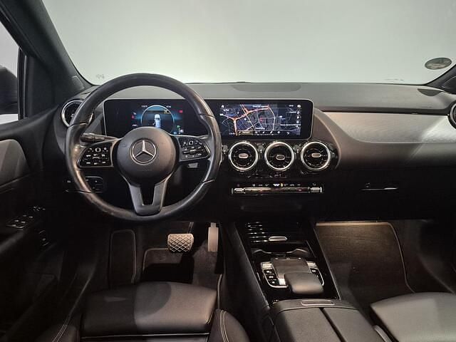 Occasion Mercedes B180 Business 136 PK (100 kW) 2019 Grijs MPV