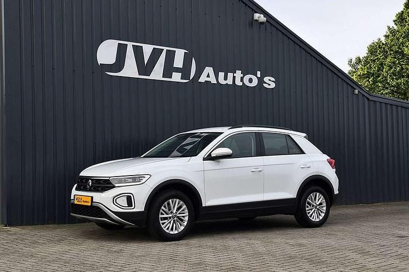 Wit Occasion 2022 VW T-Roc Life SUV | € 24.850 (Super prijs) - Afbeelding 1/4