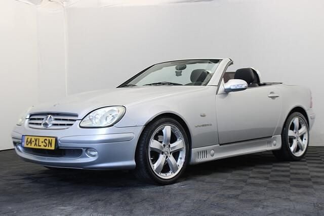 Grijs Gebruikt 1998 Mercedes SLK230 Cabriolet | € 3.450 (Eerlijke prijs) - Afbeelding 1/4