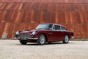 Rood Gebruikt 1967 Aston Martin DB6 Coupé | € 258.769 - Afbeelding 1/4