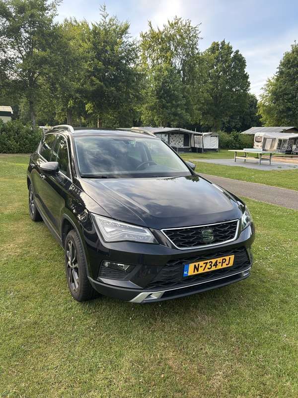 Zwart Gebruikt 2017 Seat Ateca Style SUV | € 17.000 (Duur) - Afbeelding 1/4