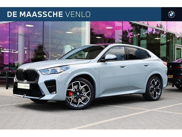 Grijs Gebruikt 2025 BMW X2 Executive SUV | € 70.115 - Afbeelding 1/4