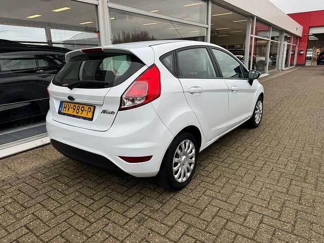 Occasion Ford Fiesta Style 67 PK (49 kW) 2016 Wit (metallic) Hatchback