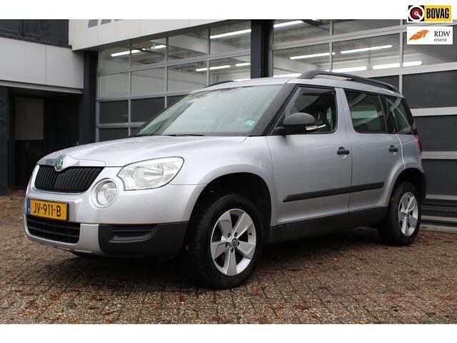 Grijs Gebruikt 2012 Skoda Yeti Comfort SUV | € 6.450 - Afbeelding 1/4