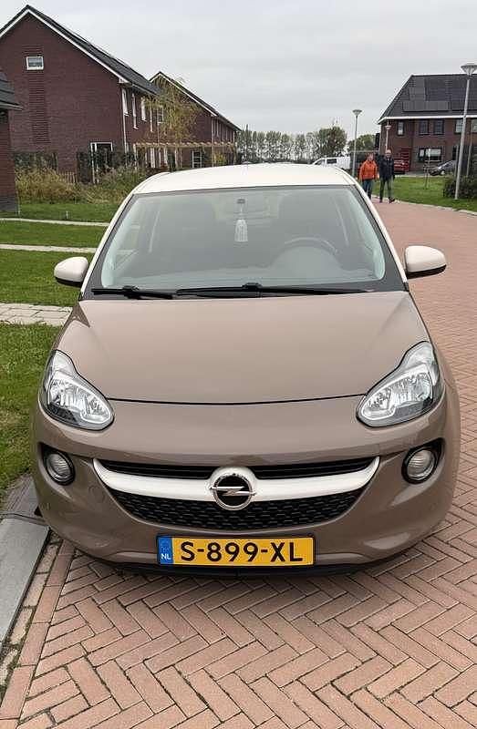 Bruin Gebruikt 2017 Opel Adam Hatchback | € 8.500 (Eerlijke prijs) - Afbeelding 1/4