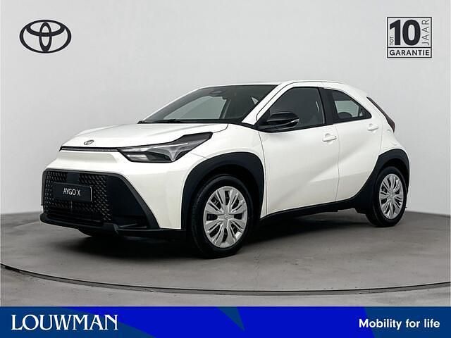 Wit Nieuw 2026 Toyota Aygo X Play SUV | € 23.999 (Goede deal) - Afbeelding 1/4