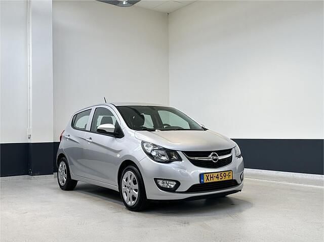 Grijs, metallic lak Gebruikt 2018 Opel Karl Edition Hatchback | € 9.949 (Eerlijke prijs) - Afbeelding 1/4