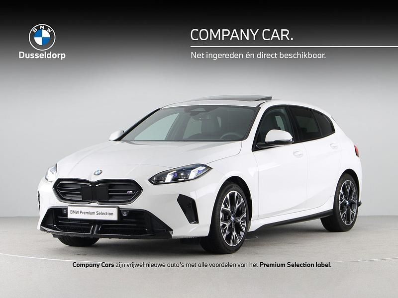 Wit Occasion 2025 BMW 120 Comfort Edition Hatchback | € 51.118 - Afbeelding 1/4