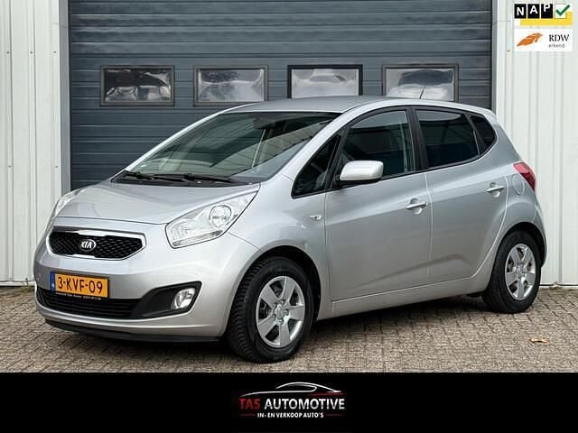 Grijs Gebruikt 2013 Kia Venga 2 Hatchback | € 10.450 (Eerlijke prijs) - Afbeelding 1/4