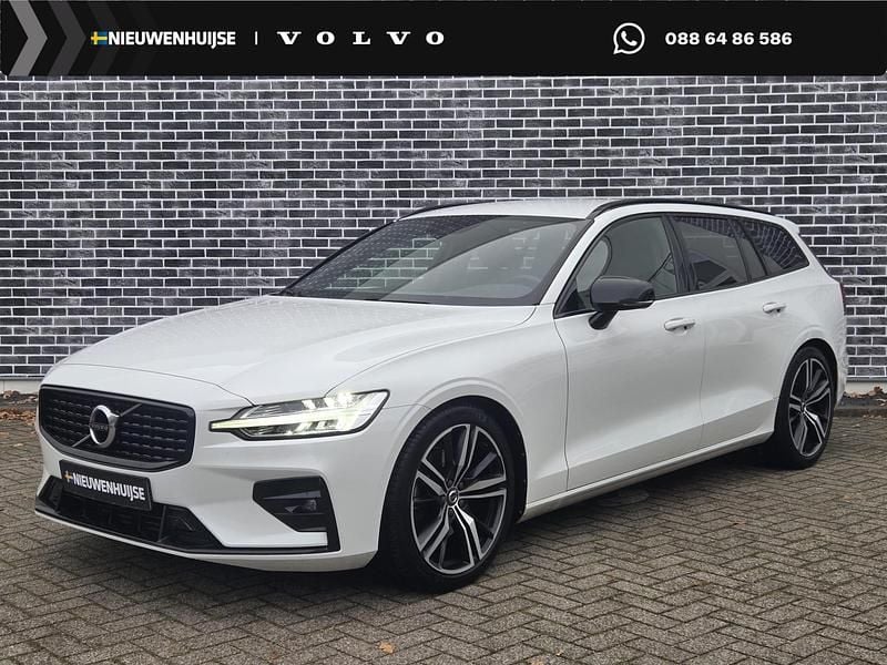 Wit Gebruikt 2020 Volvo V60 R-Design Stationwagen | € 26.694 (Duur) - Afbeelding 1/4