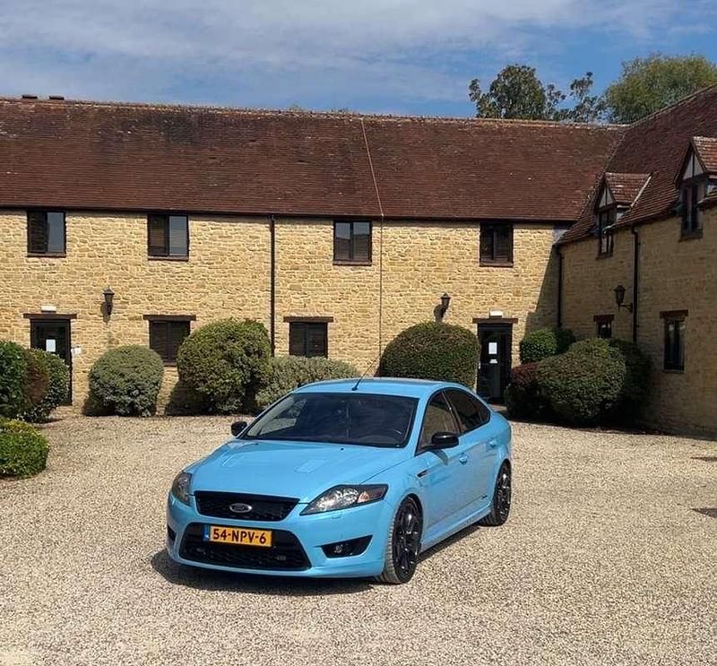 Wit Occasion 2009 Ford Mondeo Hatchback | € 29.950 - Afbeelding 1/1