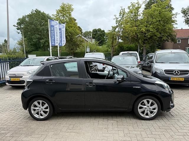Occasion Toyota Yaris Hybrid 2014 Zwart Hatchback
