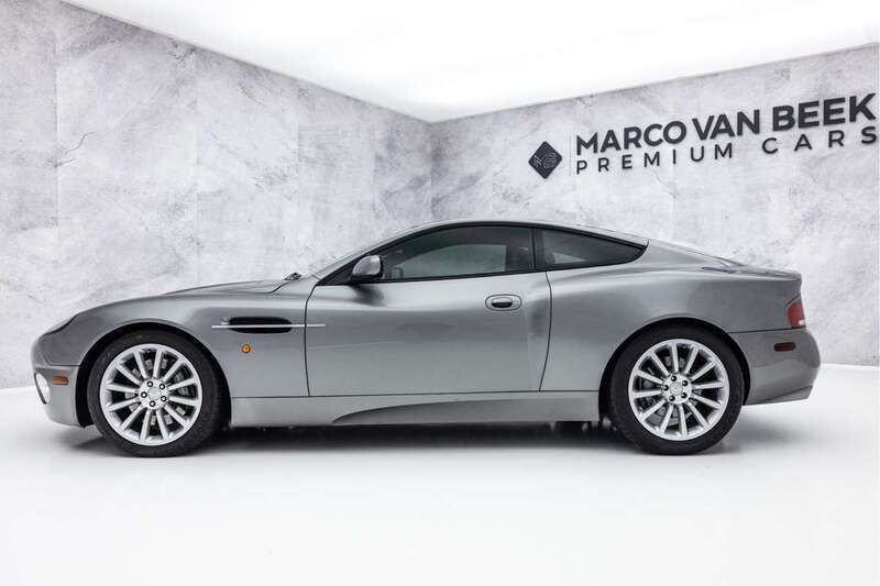 Occasion Aston Martin Vanquish 471 PK (346 kW) 2002 Grijs Coupé