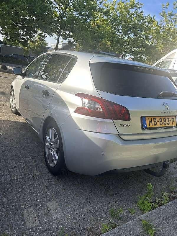 Grijs Occasion 2014 Peugeot 308 Hatchback | € 4.300 (Eerlijke prijs) - Afbeelding 1/4