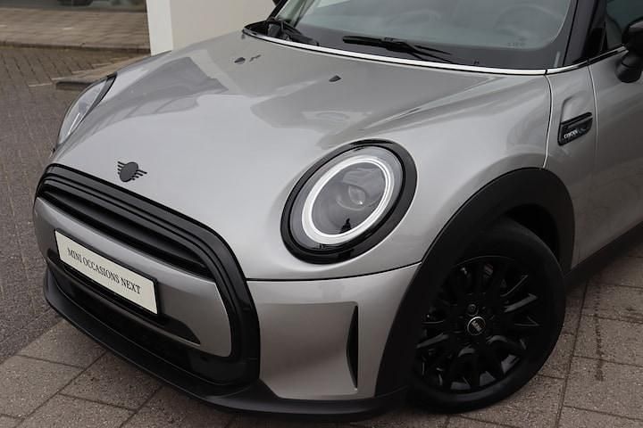 Occasion Mini Cooper Classic 136 PK (100 kW) 2024 Zilver Hatchback