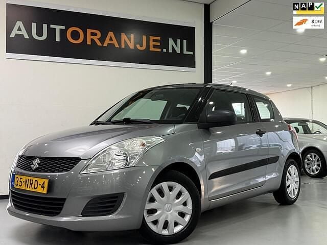 Grijs Gebruikt 2010 Suzuki Swift Hatchback | € 3.945 (Goede deal) - Afbeelding 1/4