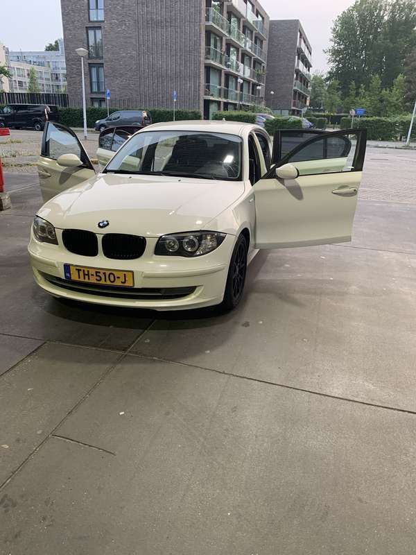 Gebruikt 2009 BMW 116 Hatchback | € 5.500 (Iets duurder) - Afbeelding 1/4