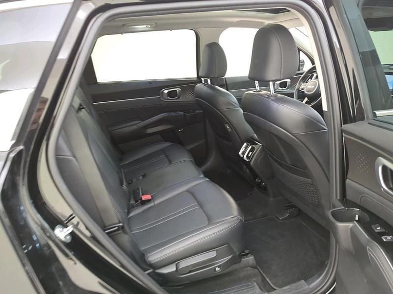 Occasion Kia Sorento Plus 180 PK (132 kW) 2022 Zwart SUV