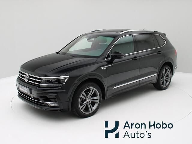 Zwart Gebruikt 2021 VW Tiguan Allspace R-line SUV | € 33.950 (Eerlijke prijs) - Afbeelding 1/4