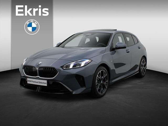 Groen Gebruikt 2025 BMW 120 M Sport Hatchback | € 51.831 (Duur) - Afbeelding 1/4