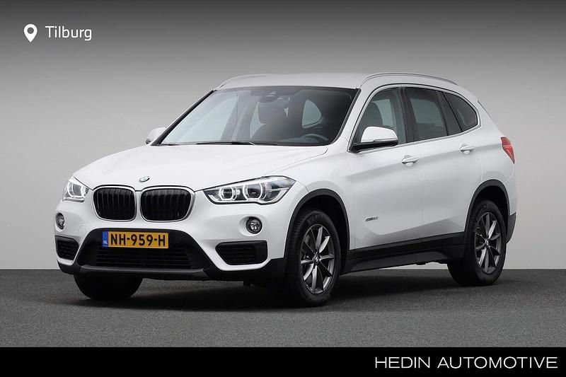 Wit Gebruikt 2017 BMW X1 Executive SUV | € 23.880 (Goede deal) - Afbeelding 1/4