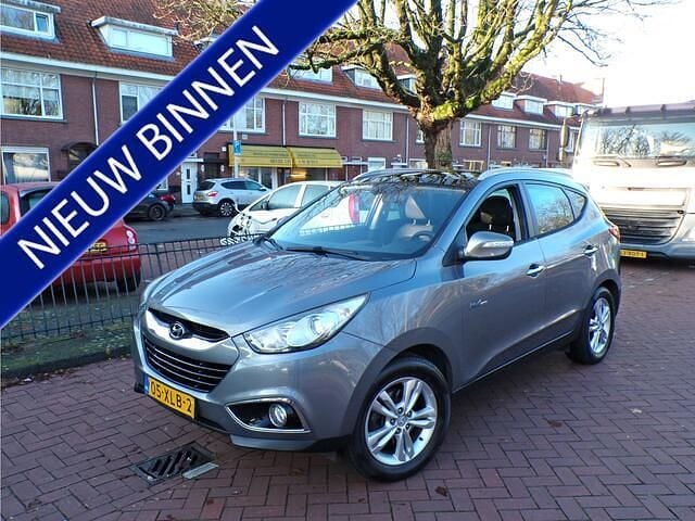 Grijs Gebruikt 2012 Hyundai ix35 Style SUV | € 8.944 (Eerlijke prijs) - Afbeelding 1/4