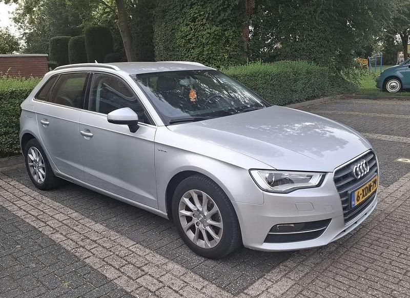 Occasion Audi A3 110 PK (80 kW) 2014 Zilver Hatchback