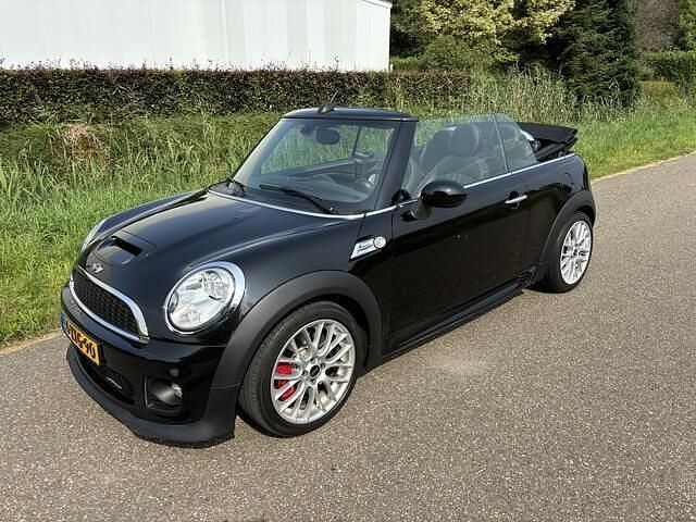 Occasion Mini John Cooper Works Cabriolet Chili 211 PK (155 kW) 2014 Zwart Cabriolet