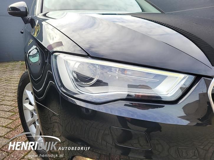Occasion Audi A3 Attraction 123 PK (90 kW) 2013 Zwart Hatchback