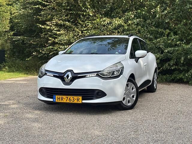 Wit Gebruikt 2015 Renault Clio GrandTour Expression Stationwagen | € 3.950 (Eerlijke prijs) - Afbeelding 1/4