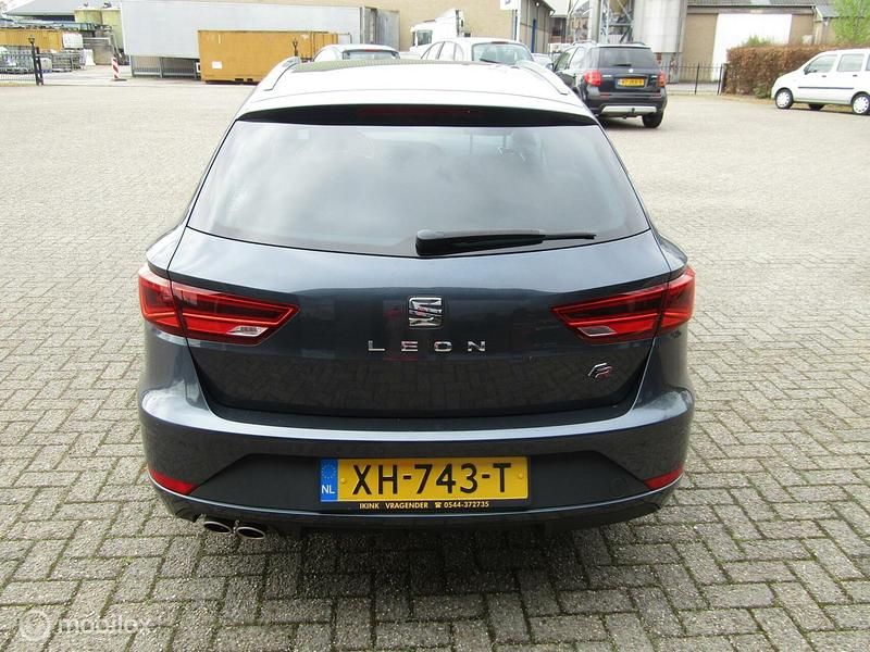 Occasion Seat Leon ST Business 150 PK (110 kW) 2019 Grijs Stationwagen