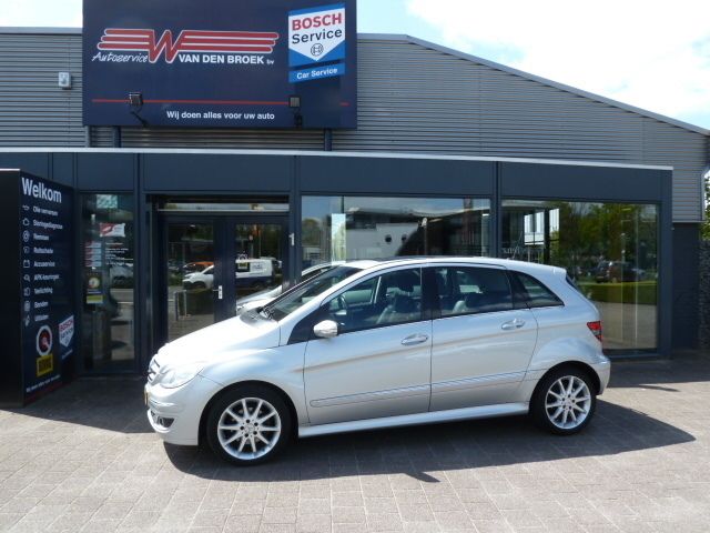 Grijs Gebruikt 2005 Mercedes B200 Avantgarde MPV | € 7.450 (Duur) - Afbeelding 1/4