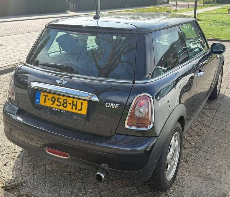 Zwart Gebruikt 2008 Mini Cooper Hatchback | € 5.400 (Iets duurder) - Afbeelding 1/4