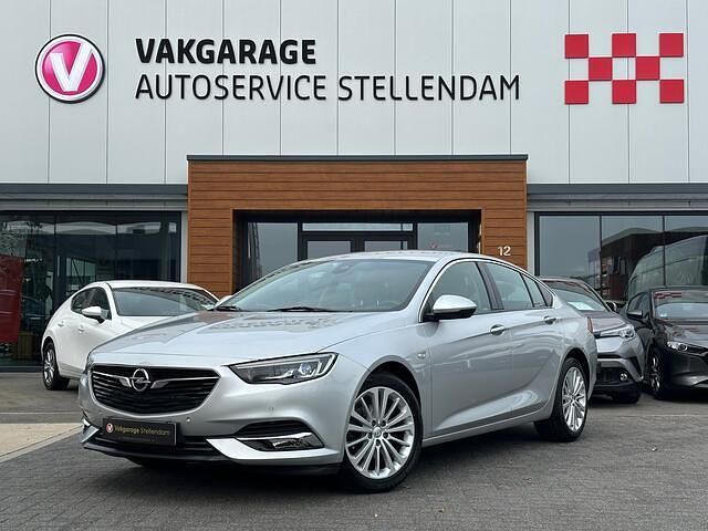 Grijs Gebruikt 2017 Opel Insignia Innovation Hatchback | € 16.495 (Iets duurder) - Afbeelding 1/4