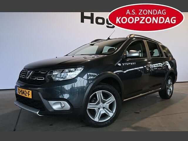 Occasion Dacia Logan MCV Stepway 90 PK (66 kW) 2018 Grijs MPV