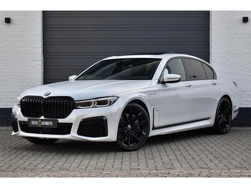 Wit Gebruikt 2020 BMW 745 Executive Sedan | € 58.900 (Duur) - Afbeelding 1/4